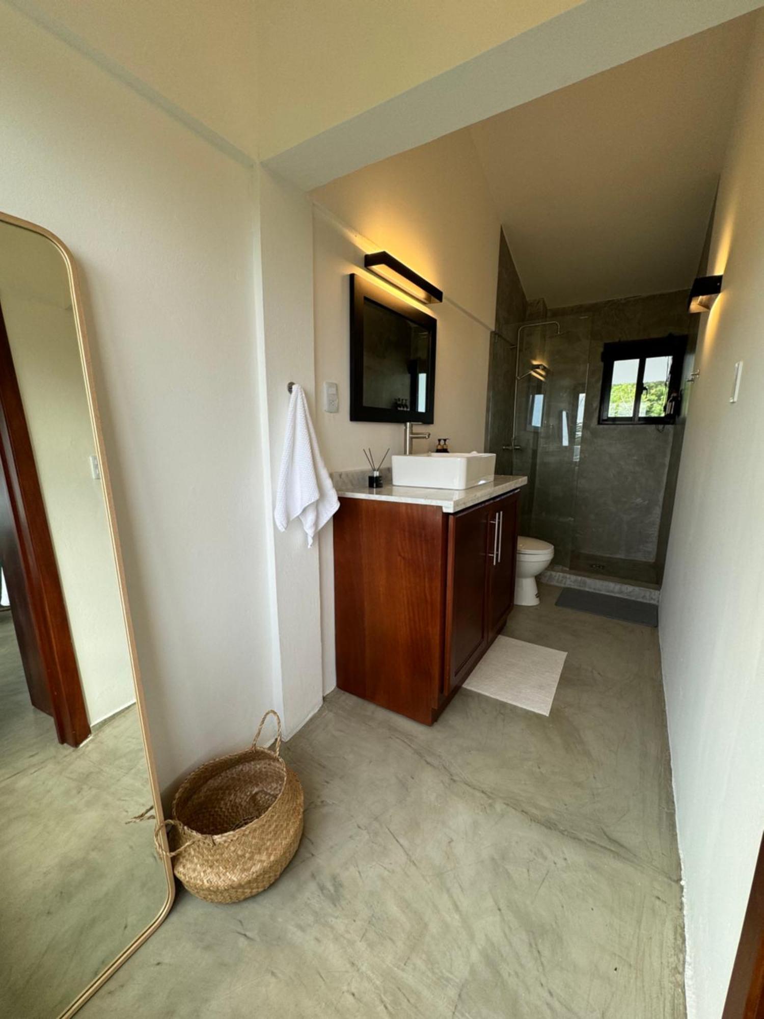 Catalina, Cabrera Oceanview Multi 2 Bd 2 Bath Condo Units With Balcony And Pool Экстерьер фото
