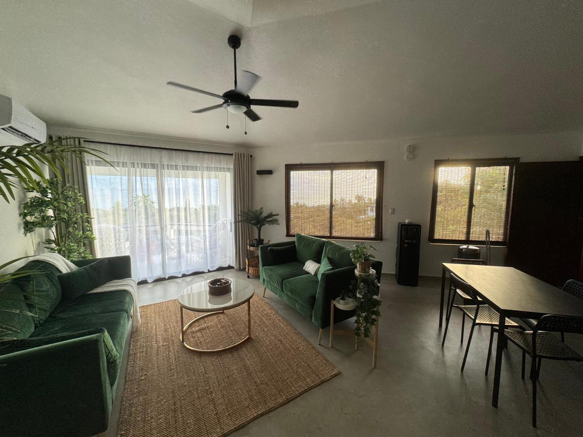 Catalina, Cabrera Oceanview Multi 2 Bd 2 Bath Condo Units With Balcony And Pool Экстерьер фото