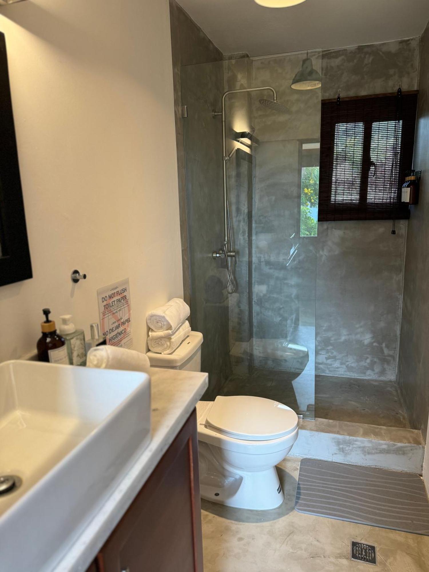 Catalina, Cabrera Oceanview Multi 2 Bd 2 Bath Condo Units With Balcony And Pool Экстерьер фото