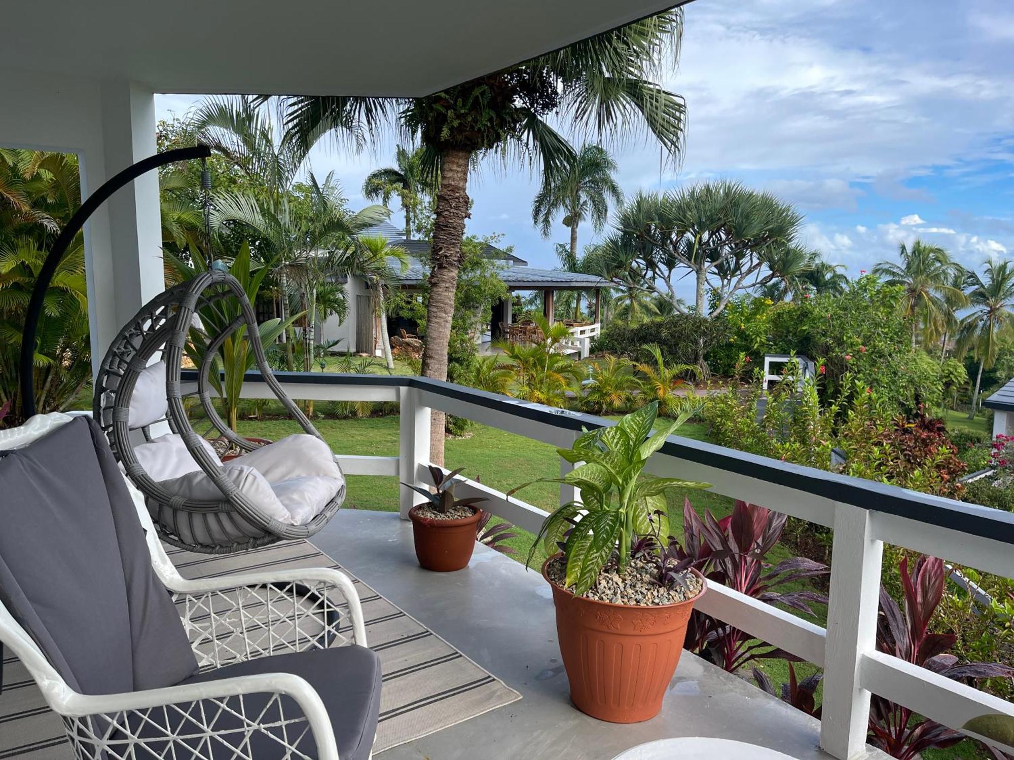 Catalina, Cabrera Oceanview Multi 2 Bd 2 Bath Condo Units With Balcony And Pool Экстерьер фото